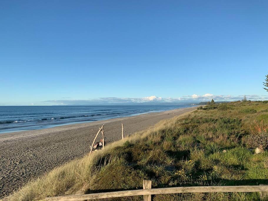 Beach Front Apartment Ohope Exterior photo